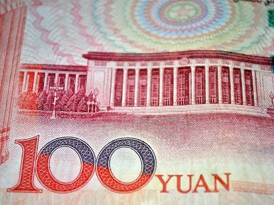 Россия вошла в топ-3 стран-лидеров по объему платежей юанем вне Китая