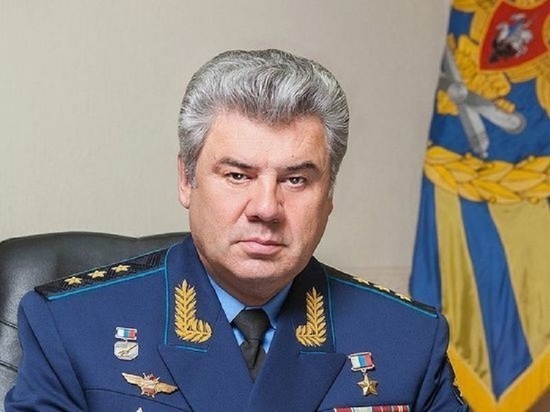 Александр Соколов наделил Виктора Бондарева полномочиями сенатора от Кировской области