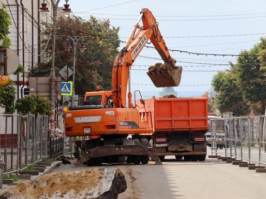 В Курске ремонт теплосетей на улице Ленина завершат до конца сентября
