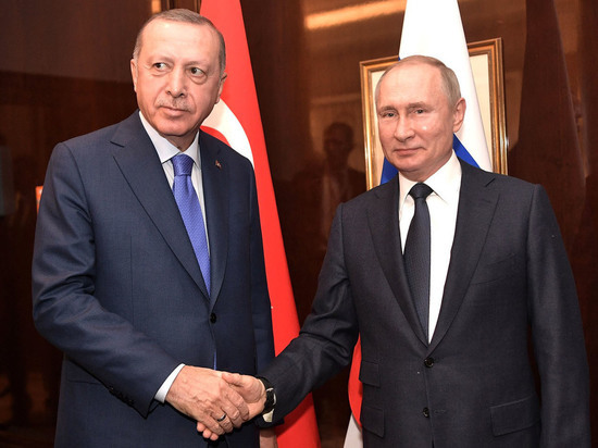 Официальный представитель президента Турции Ибрагим Калын заявил, что Анкара не признает легитимными референдумы о присоединении к России, которые начались сегодня в ДНР, ЛНР, Херсонской и Запорожской областях