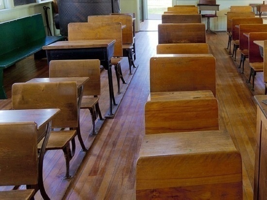 Школы Валуйского и Шебекинского округов на неделю переведут на дистанционное обучение