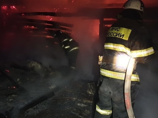 На пожаре в Чернском районе 62-летняя женщина получила ожоги рук и спины