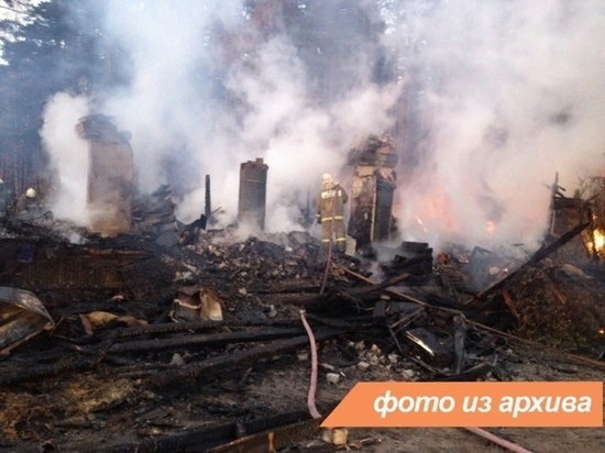 В субботу в деревне Коккорево загорелась пристройка