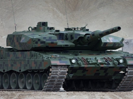 Глава МИД Германии проговорилась о поставках танков на Украину