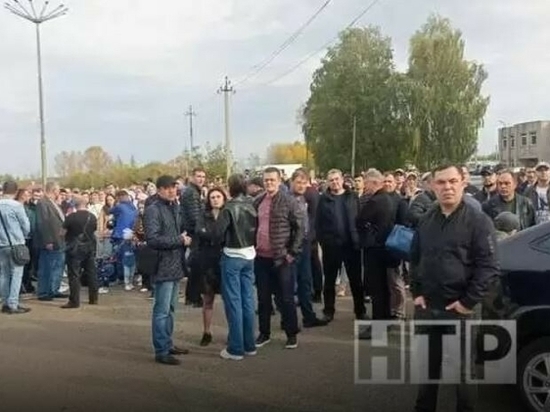 Мобилизованные нижнекамцы пройдут подготовку на базе танкового училища