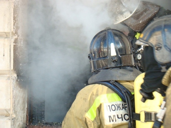 В Ивановской области 22 человека работали на пожаре в квартире