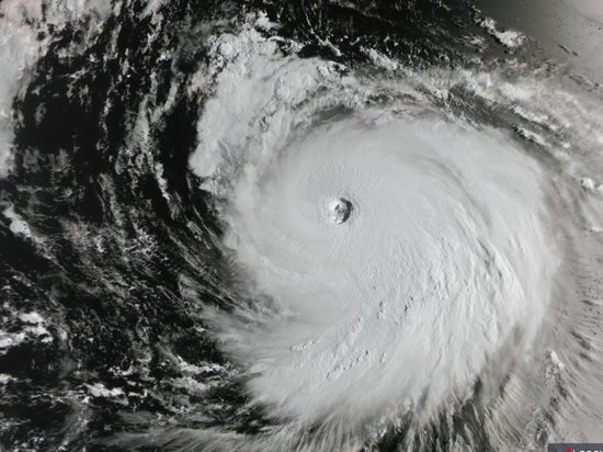 В западной части Тихого океана сформировался супертайфун "Нору"