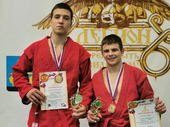 Самбисты из Карелии стали победителями на межрегиональном турнире