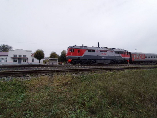 На ж/д станции в Чувашии загорелся локомотив московского поезда