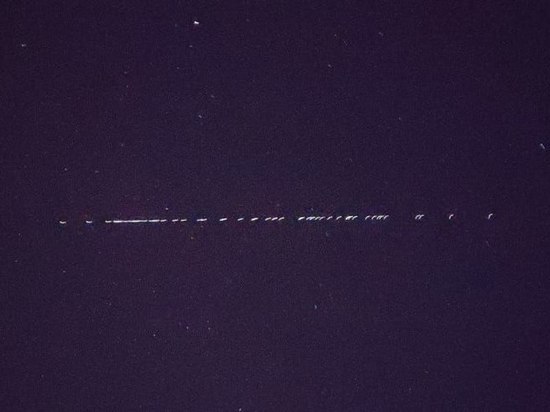 «Воздушный поезд»: в небе над Кубанью заметили спутники Илона Маска