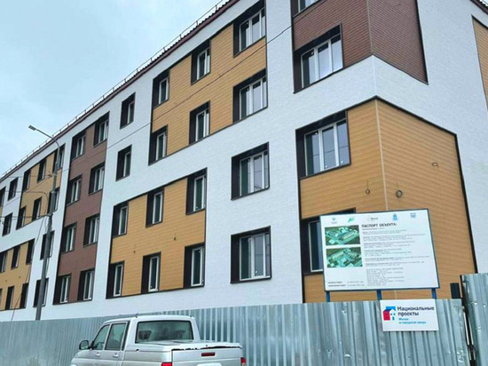 3 дома для 105 семей из авариек достраивают в Тазовском