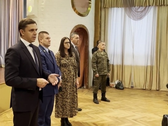 Орловский губернатор Клычков встретился с мобилизованными мужчинами