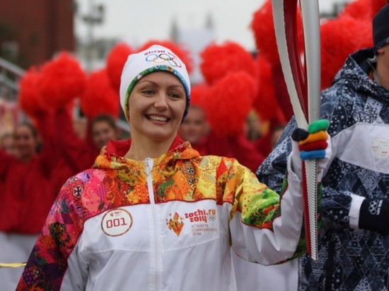 Генсек Олимпийского комитета РФ Анастасия Давыдова покинула Россию