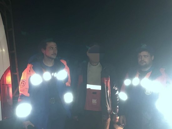 Спасатели нашли мужчину, заблудившегося в районе поселка Гладкое