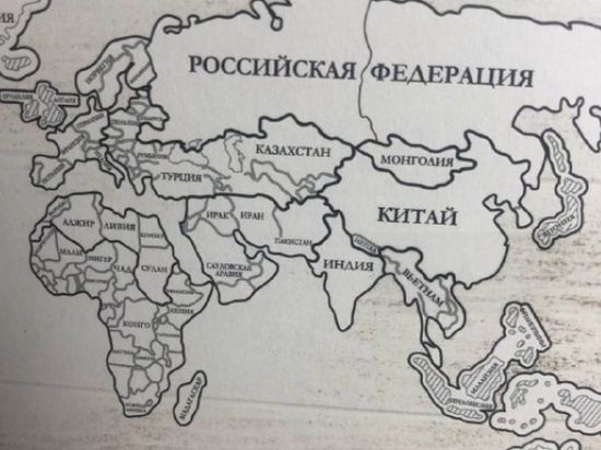 Новосибирцы нашли в магазине карту с Украиной в составе России
