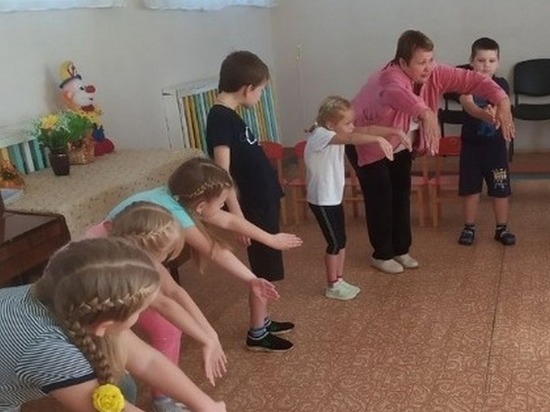 Глава Мучкапского района поставил задачу научить всех детей плавать