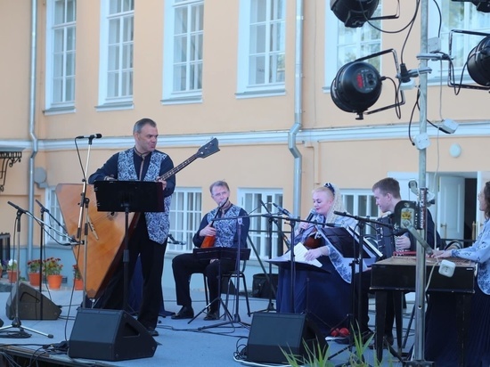 Музыкант из губернаторского оркестра Вологодской области уехал на фронт