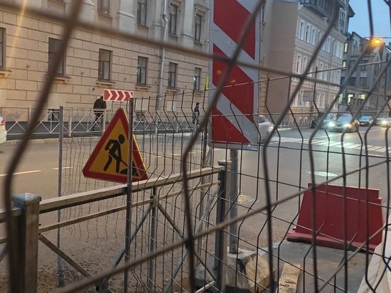 Дорожные работы ограничат проезд в трех районах Петербурга с 1 октября