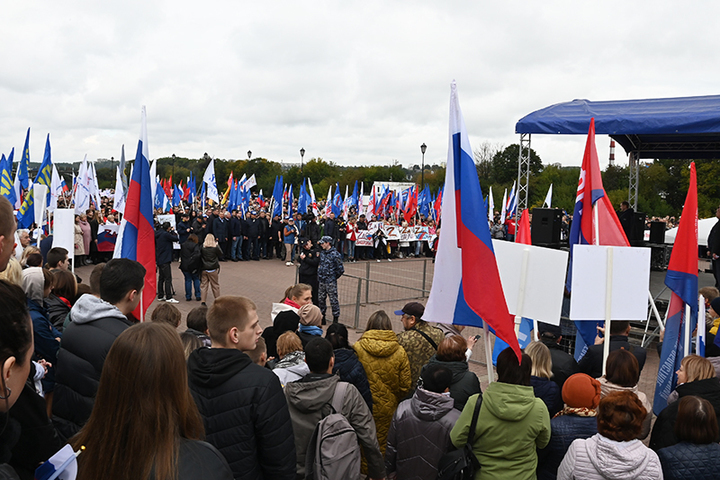 Смоленск 30 сентября. Патриотическая Россия. Россия патриотизм. Единство России. В поддержку Российской армии.