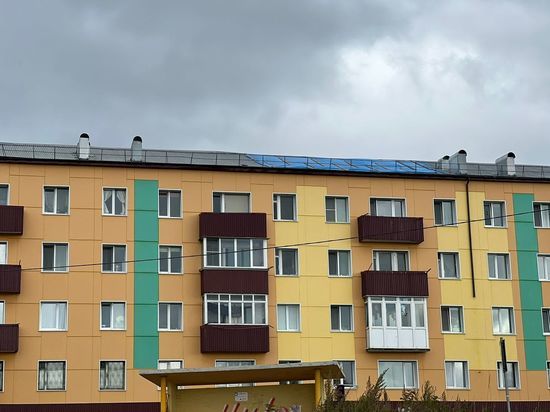 В Шахтерске приступили к ремонту кровель, поврежденных тайфуном «Хиннамнор»