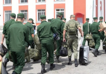 Мобилизованным из Алтайского края предоставили горячее питание в военной части в Омске