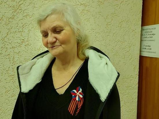 Беженка из ДНР в Новосибирске рассказала о расстреле племянника из-за Георгиевской ленты