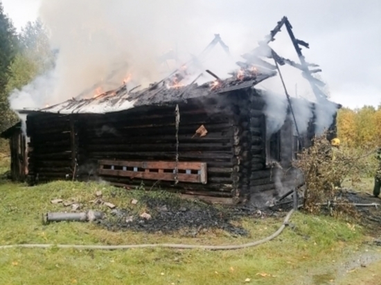 В Тверской области 70-летняя пенсионерка погибла в загоревшемся доме