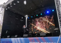В Барнауле выступил Григорий Лепс на митинг-концерте «МыВместе», сообщает «Толк»