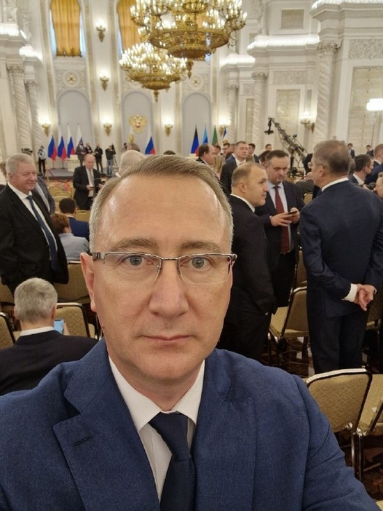 Шапша вышел на связь из Георгиевского зала Кремля за несколько минут до исторического события