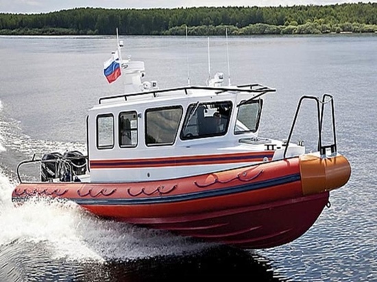 Сотрудники МЧС спасли рыбаков в Калининградском заливе