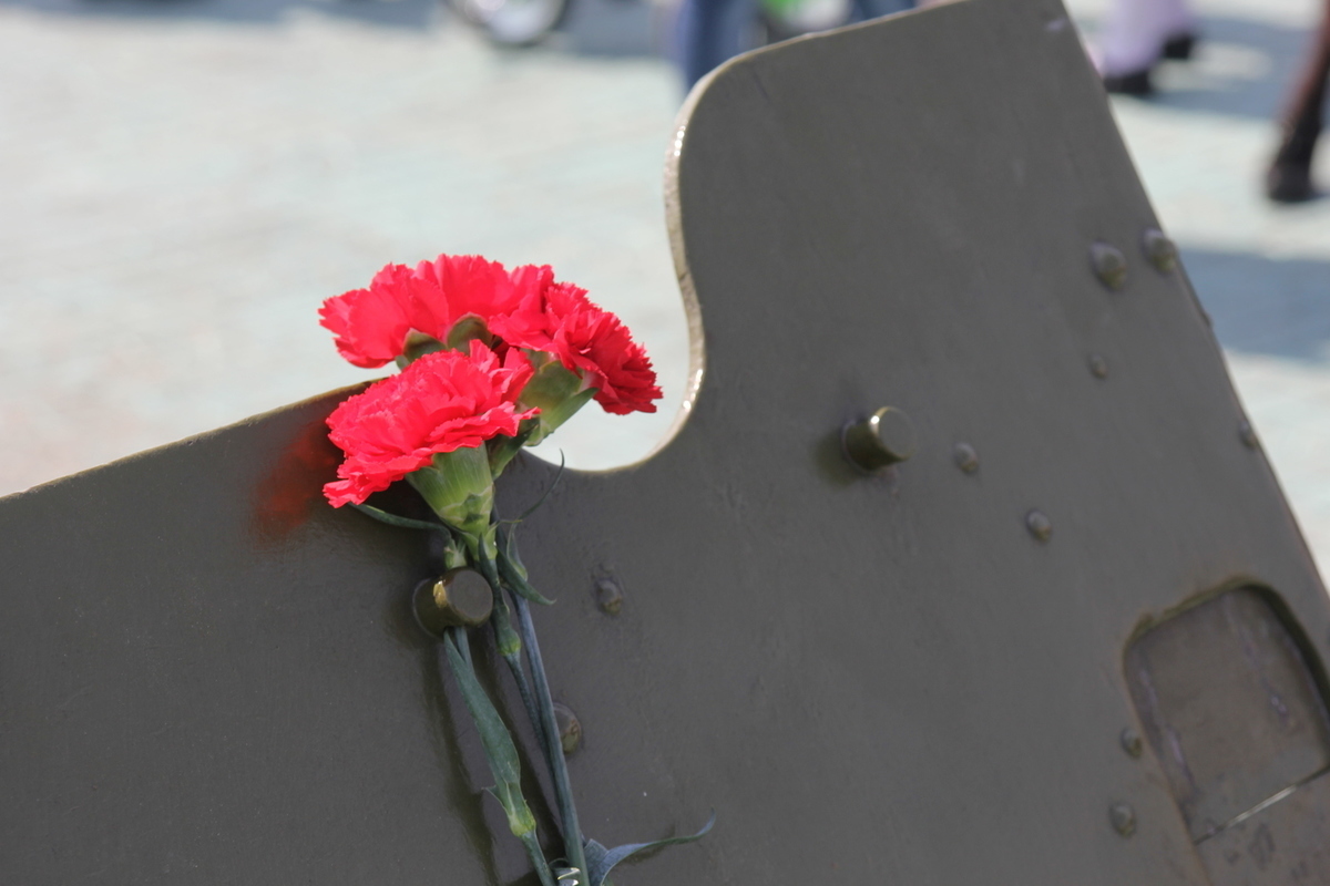 Сколько погибших забайкальцев на украине. Мемориал памяти погибших на Украине из Забайкалья. Баннеры в Забайкалье погибшим сво.