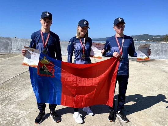 Кузбасские парашютисты стали призерами Кубка ВС РФ по парашютному спорту