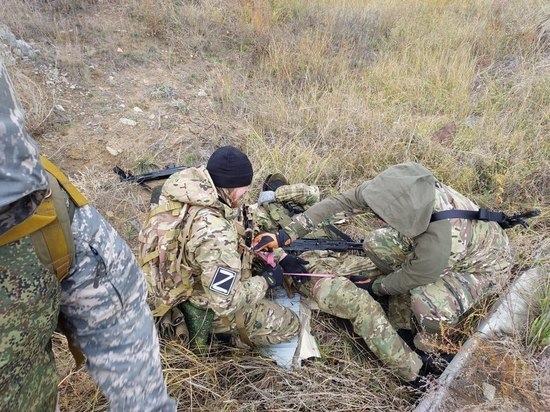 «Это подъем духа и надежда»: медики Бурятии обучают мобилизованных военнослужащих