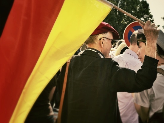 День германского единства: Объединенные и недовольные