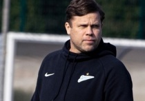 46-летний бывший футболист Владислав Радиов уволен с поста главного тренера команды "Зенит-2"