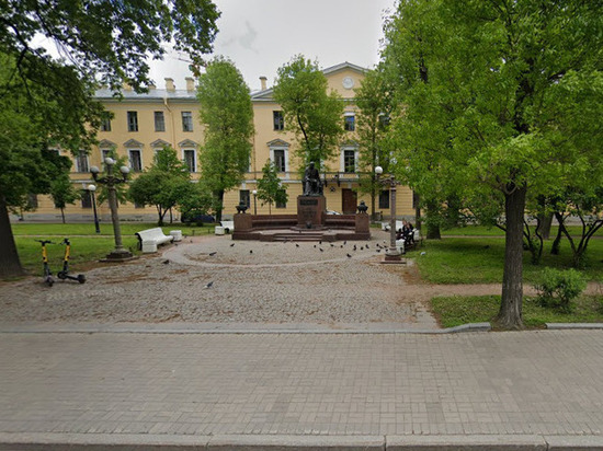 Здание Николаевского кавалерийского училища превратят в школу на 1000 мест