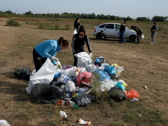 В регионе на российско-казахстанской границе образовались стихийные свалки мусора