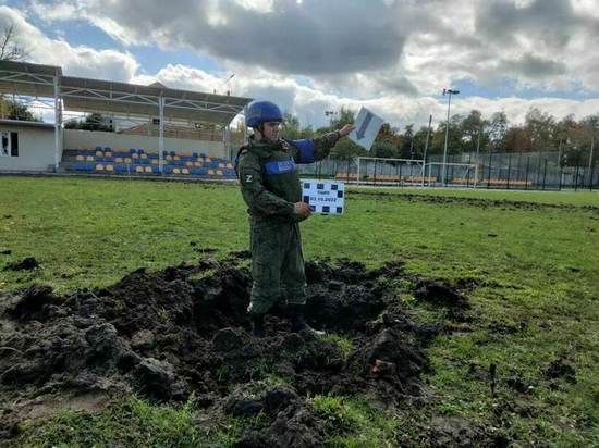 Три дома, детский сад и стадион попали под обстрел в ЛНР