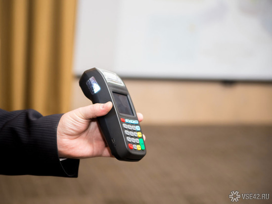 В новокузнецком транспорте контроллер довела ребенка до слез