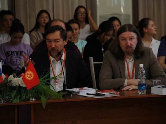 Молодежь Кыргызстана показала, что она знает о ЕАЭС