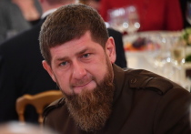 Рамзан Кадыров говорит по-русски так себе, да и борода у него какая-то не православная