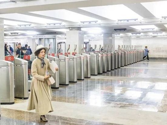 В вестибюле метро «Комсомольская» улучшили освещение и уложили мрамор