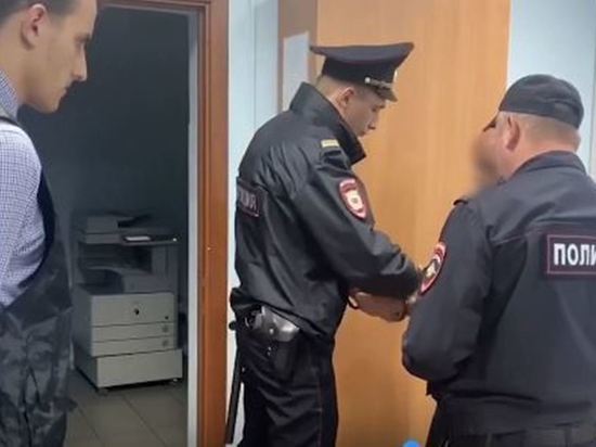 Ставропольца задержали за попытку скинуть бывшую девушку с 11 этажа