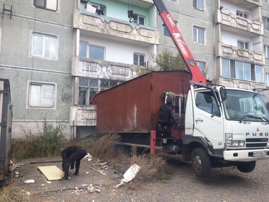 В Кызыле гаражи с улицы Бай-Хаакская переносят на другую  территорию