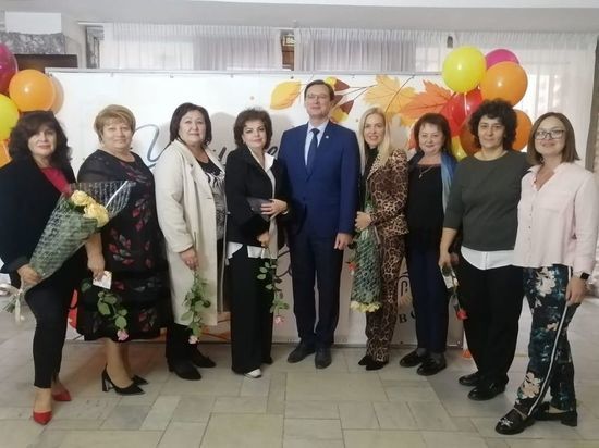 В Кисловодске наградили более 50 лучших учителей города