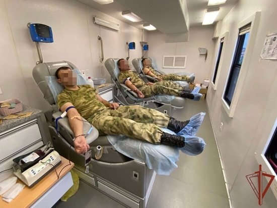 Военнослужащие Росгвардии в Железноводске сдали 20 литров крови