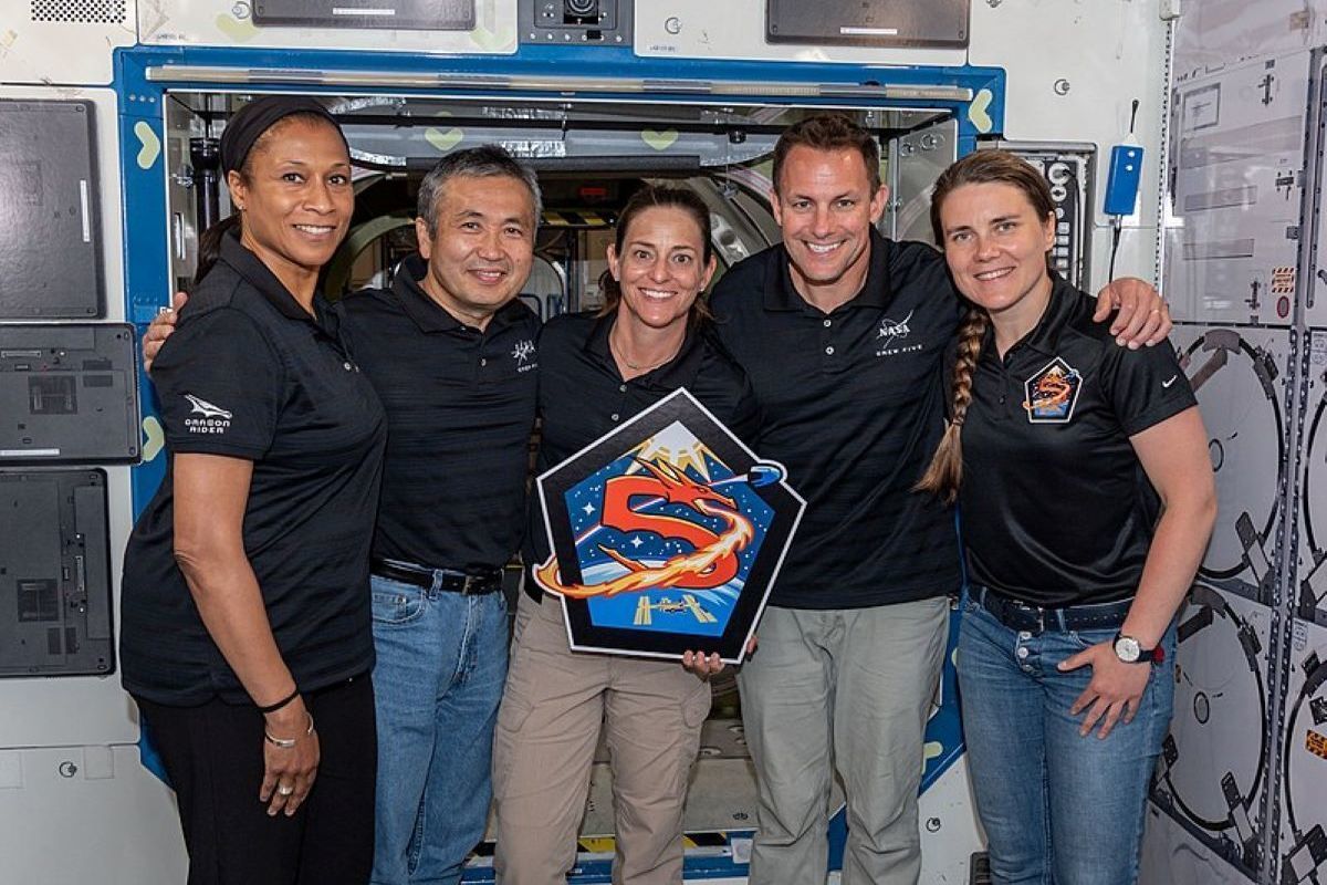 The ship Crew Dragon with the Russian woman Kikina went to the ISS