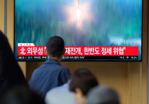 США перебрасывают авианосную ударную группу к берегам Кореи после ракетных пусков КНДР