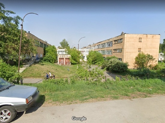 Пожаловались на екатеринбургского третьеклассника, матерящего учителей и бьющего детей