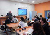 Всего 13% учителей-предметников, работающих в государственных школах Москвы, - мужчины